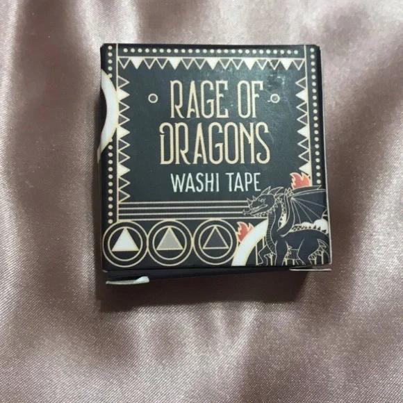 Book Theme Fairyloot Lot - Picture 7 of 8